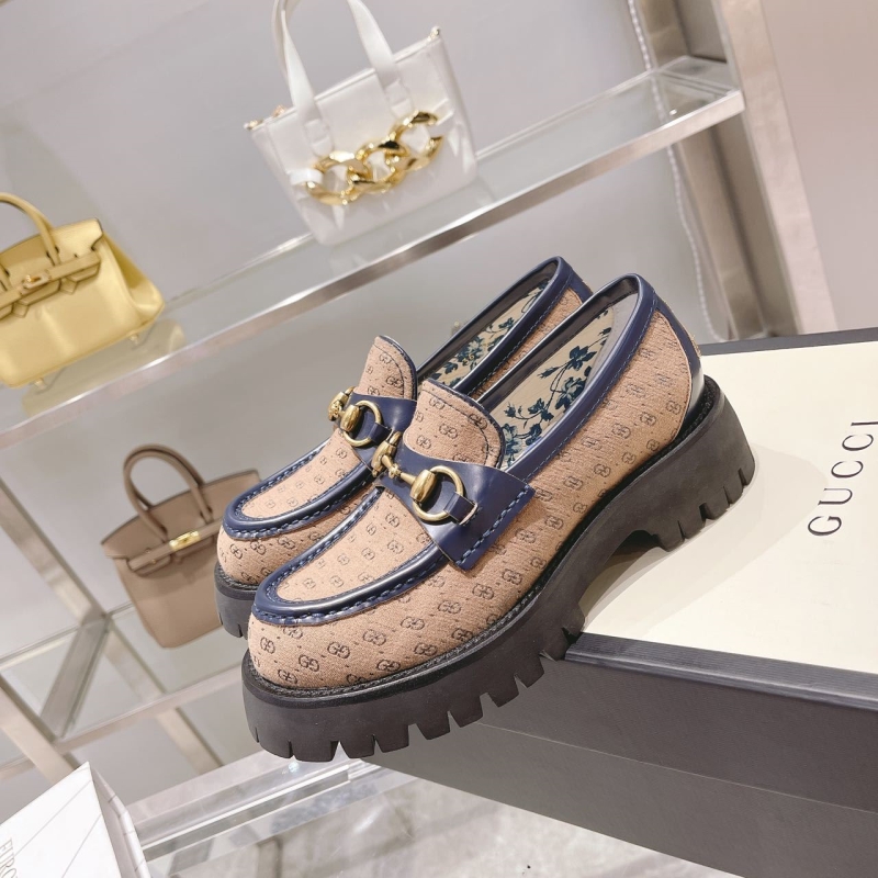 G*u*i leather shoes